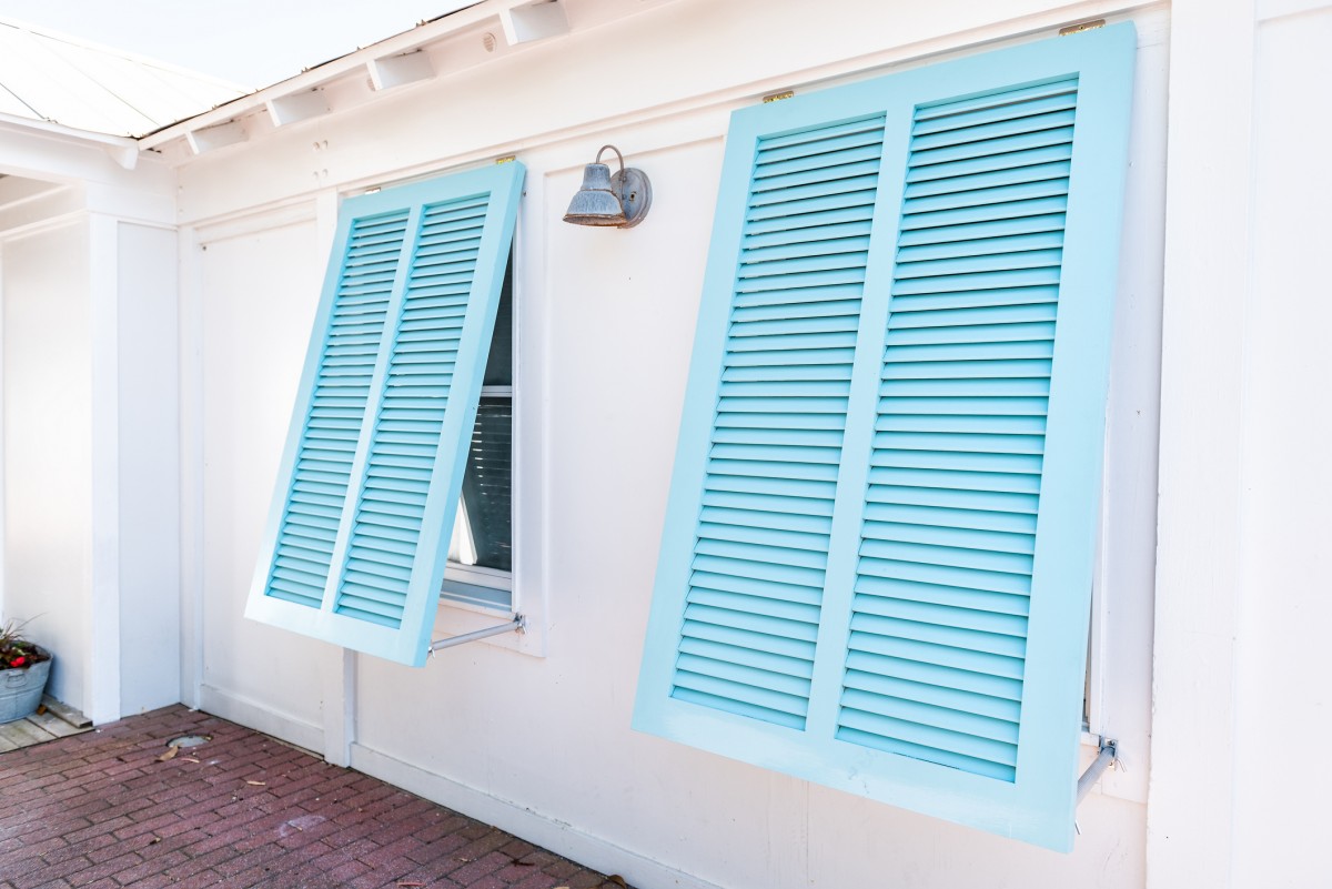 3 Reasons to Install Storm Shutters in Brevard County